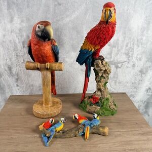 Kmart Parrot Figurine Lot Tropical Macaw Statues and Wall Hanging Decor Set 3pc